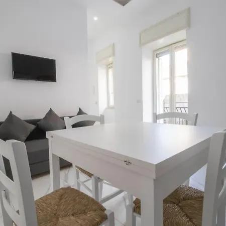 Lavinaio's House شقة نابولي